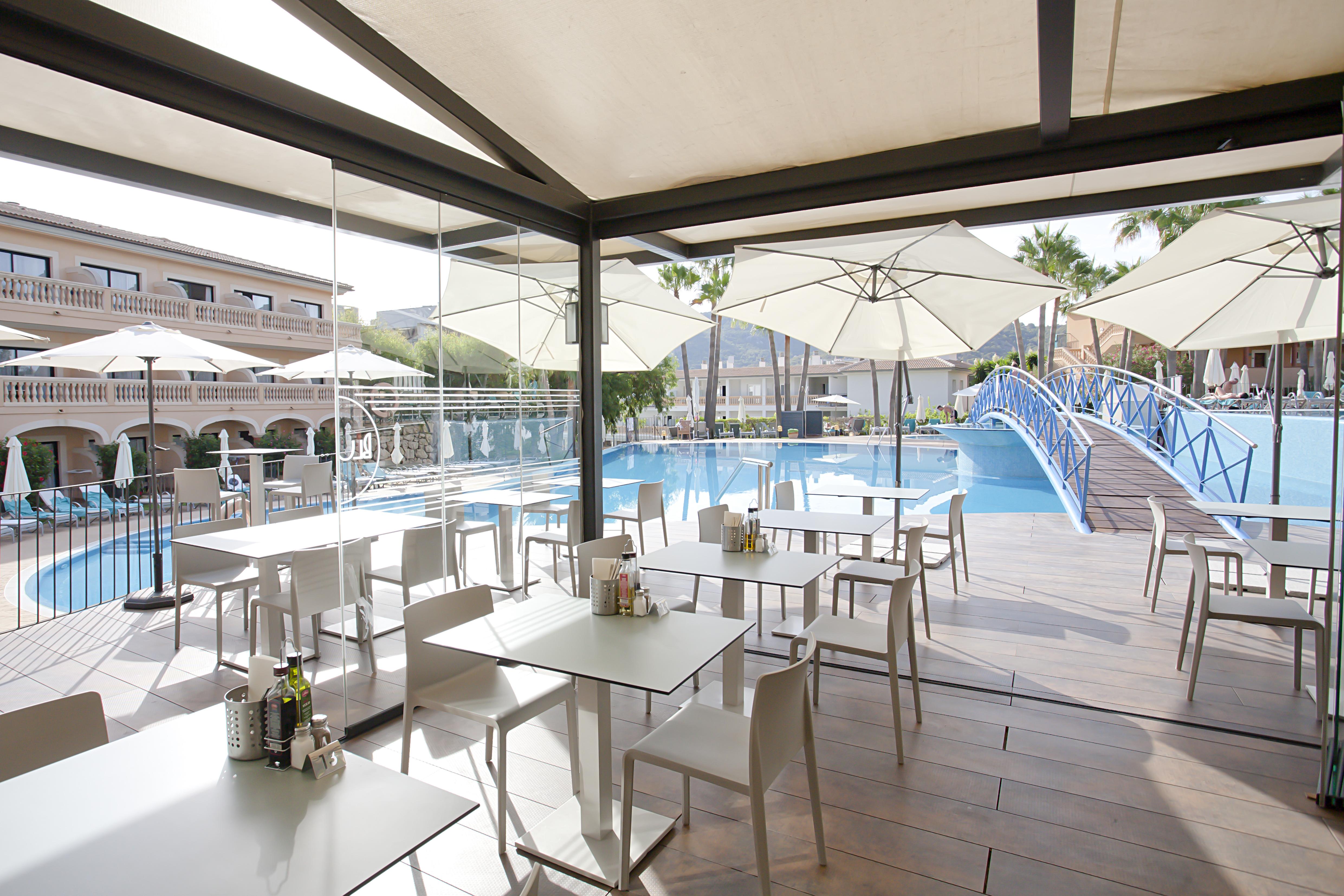 Mon Port Hotel & Spa 푸에르토 데 안드라츠 외부 사진